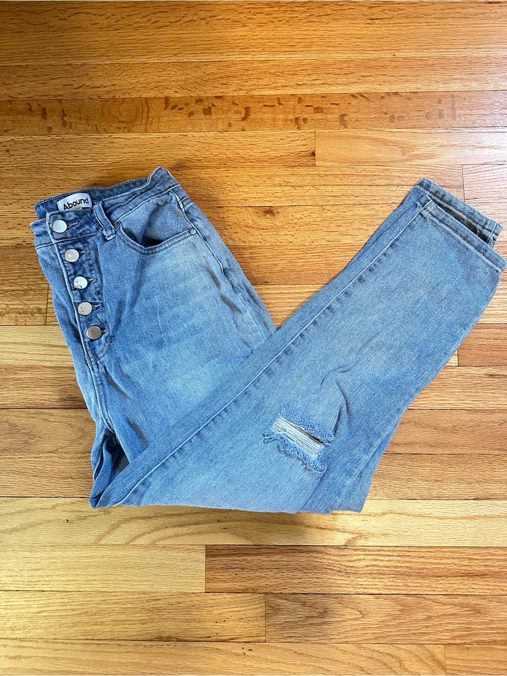 Abound High Rise Button Fly Mom Jeans Light Wash 27